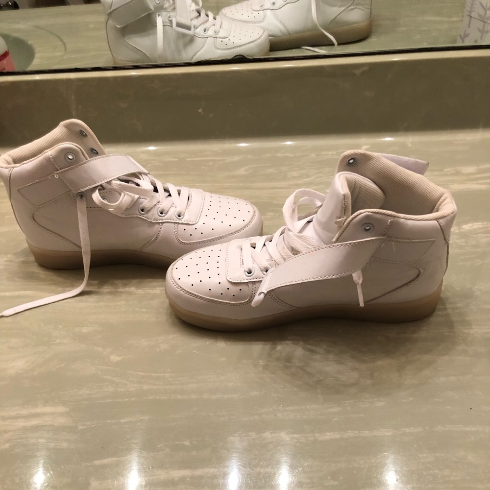 light up shoe